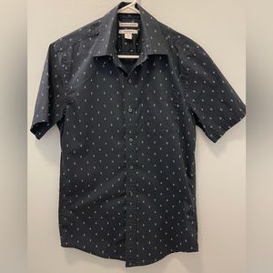▪️Amazon Essentials Mens Short Sleeve Button Up. X-Small